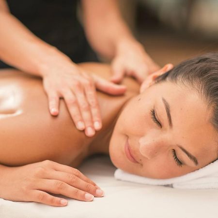 Hard Rock Hotel Goa Calangute Bagian luar foto Massage