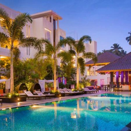 Hard Rock Hotel Goa Calangute Bagian luar foto The pool at the W Retreat & Spa, Phuket