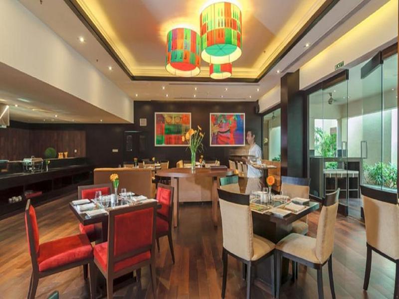 Hard Rock Hotel Goa Calangute Bagian luar foto The restaurant