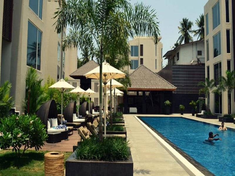Hard Rock Hotel Goa Calangute Bagian luar foto The pool at the hotel